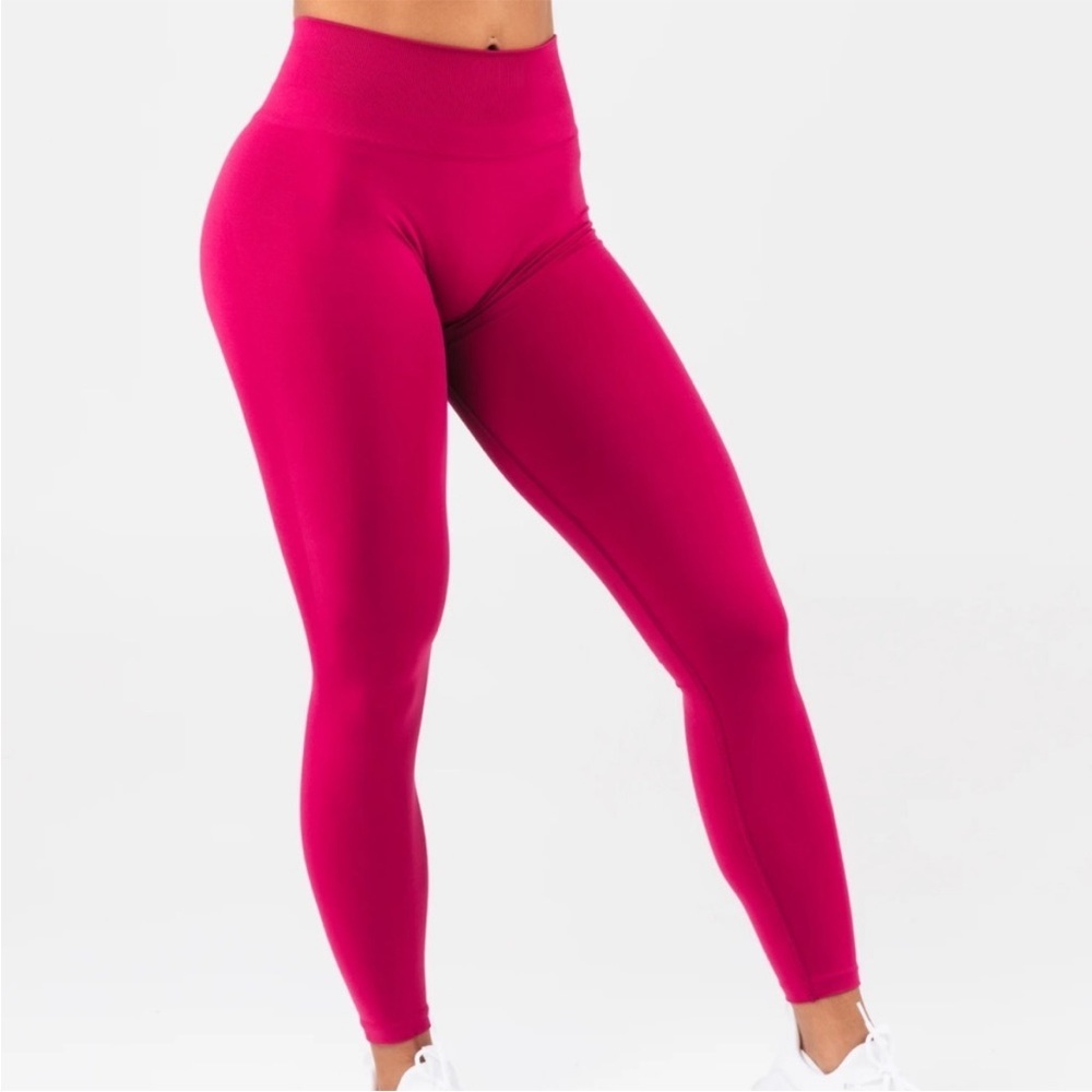 Alphalete Amplify Leggings Berry Small